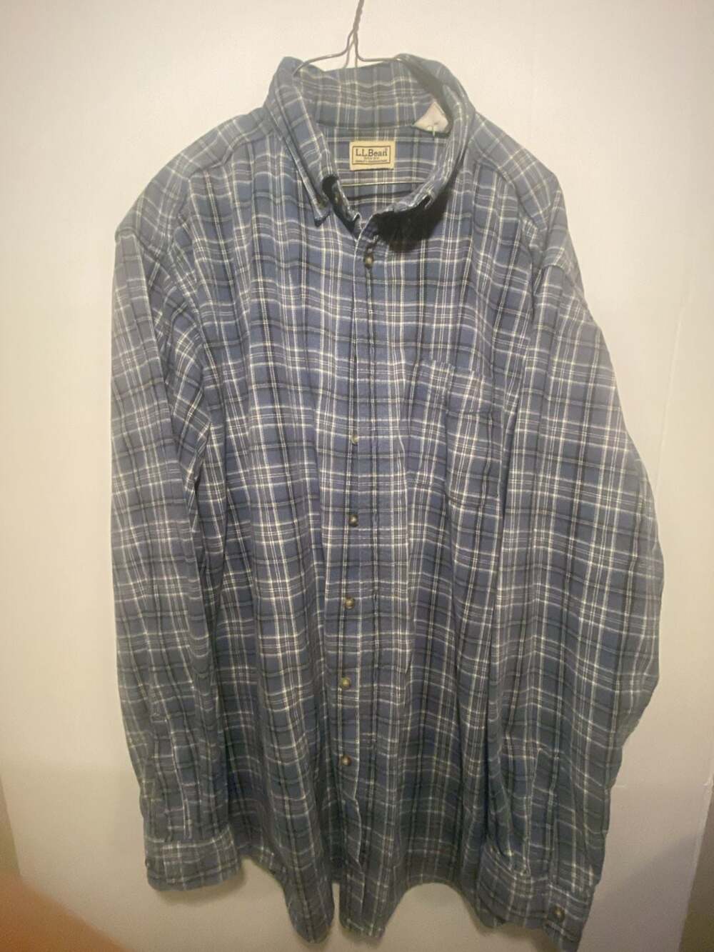 L.L. Bean Men's XXL Tall Blue Plaid Long Sleeve Button-Down Shirt